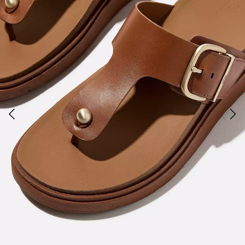 FitFlop GEN-FF Buckle Leather Toe-Post Sandals - Picture 7 of 7